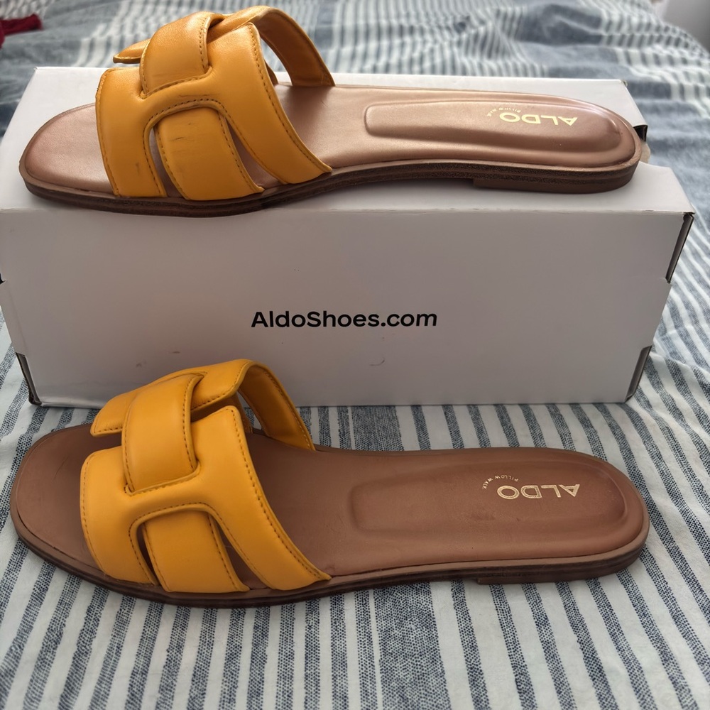 Aldo Women's Mustard Slide Sandals